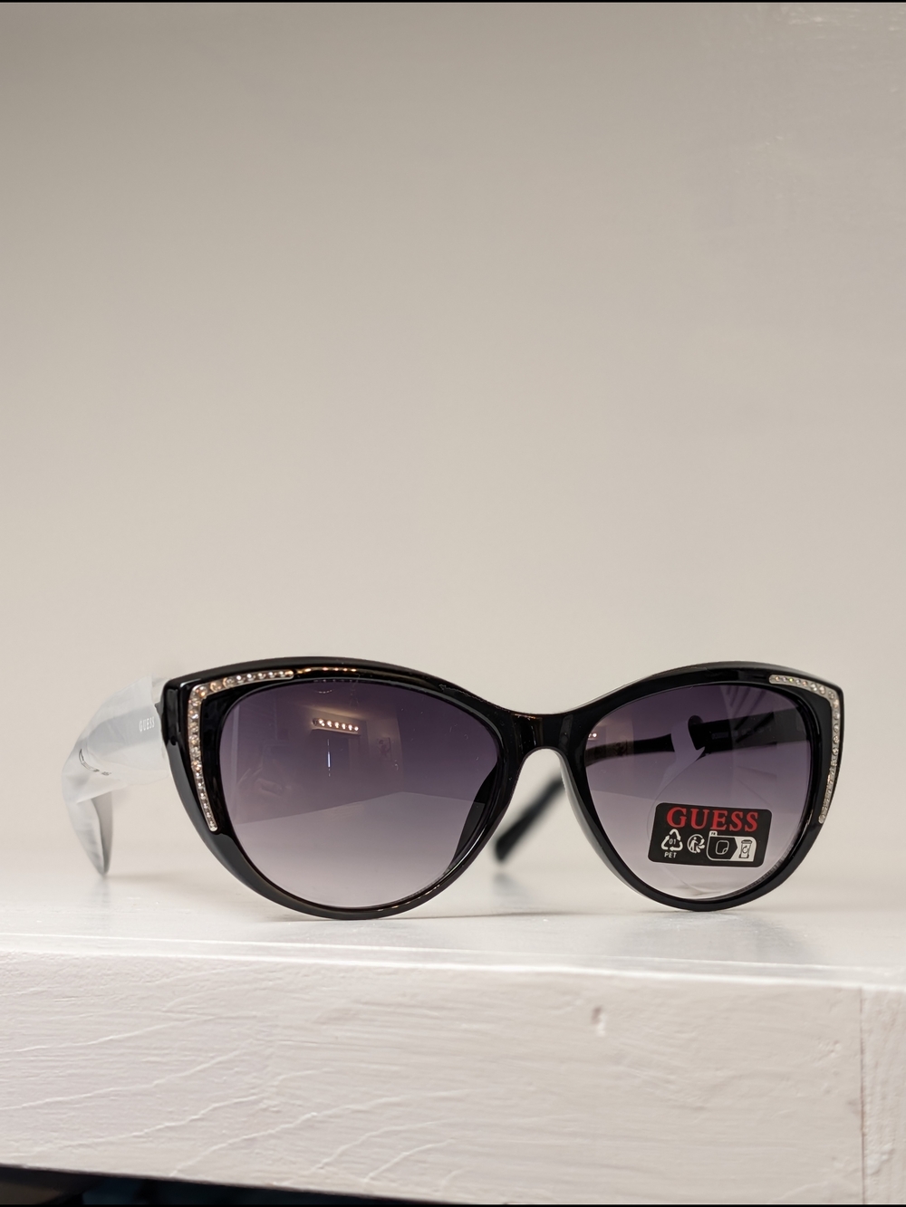 GUESS Rhinestone Butterfly Cat Eye Sunglasses NWT Gradient